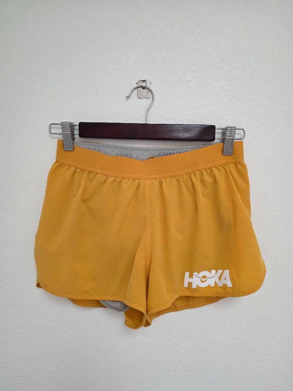 HOKA Performance Woven 2" Shorts - S